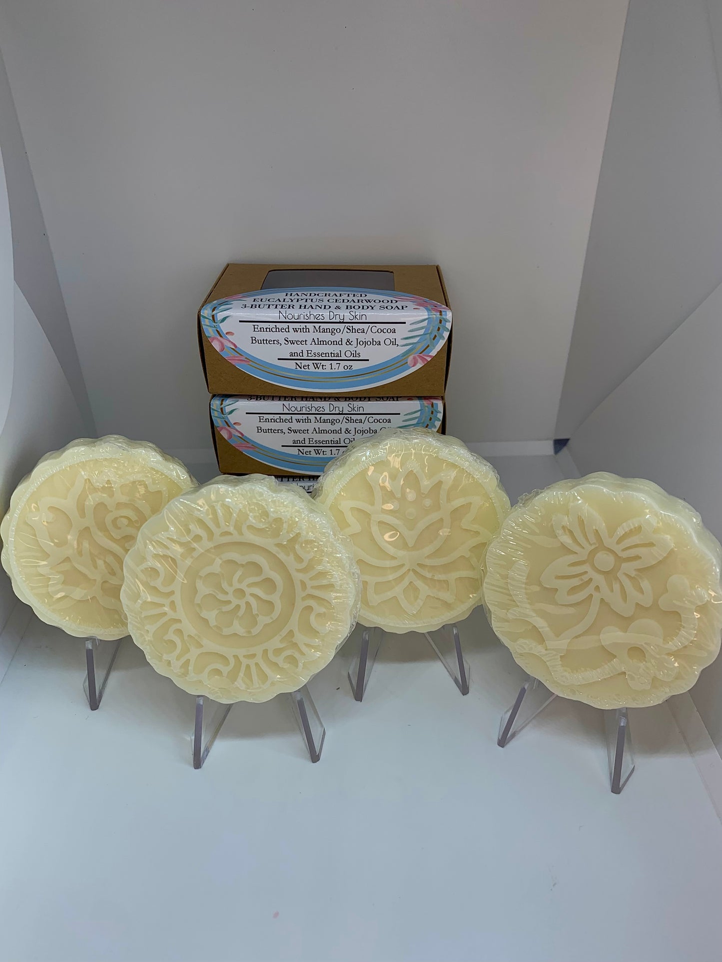 1.7 oz Handcrafted Eucalyptus Cedarwood EO Triple Butter Natural Hand and Body Soap Bar with Sweet Almond and Jojoba Oils, Floral Detailing