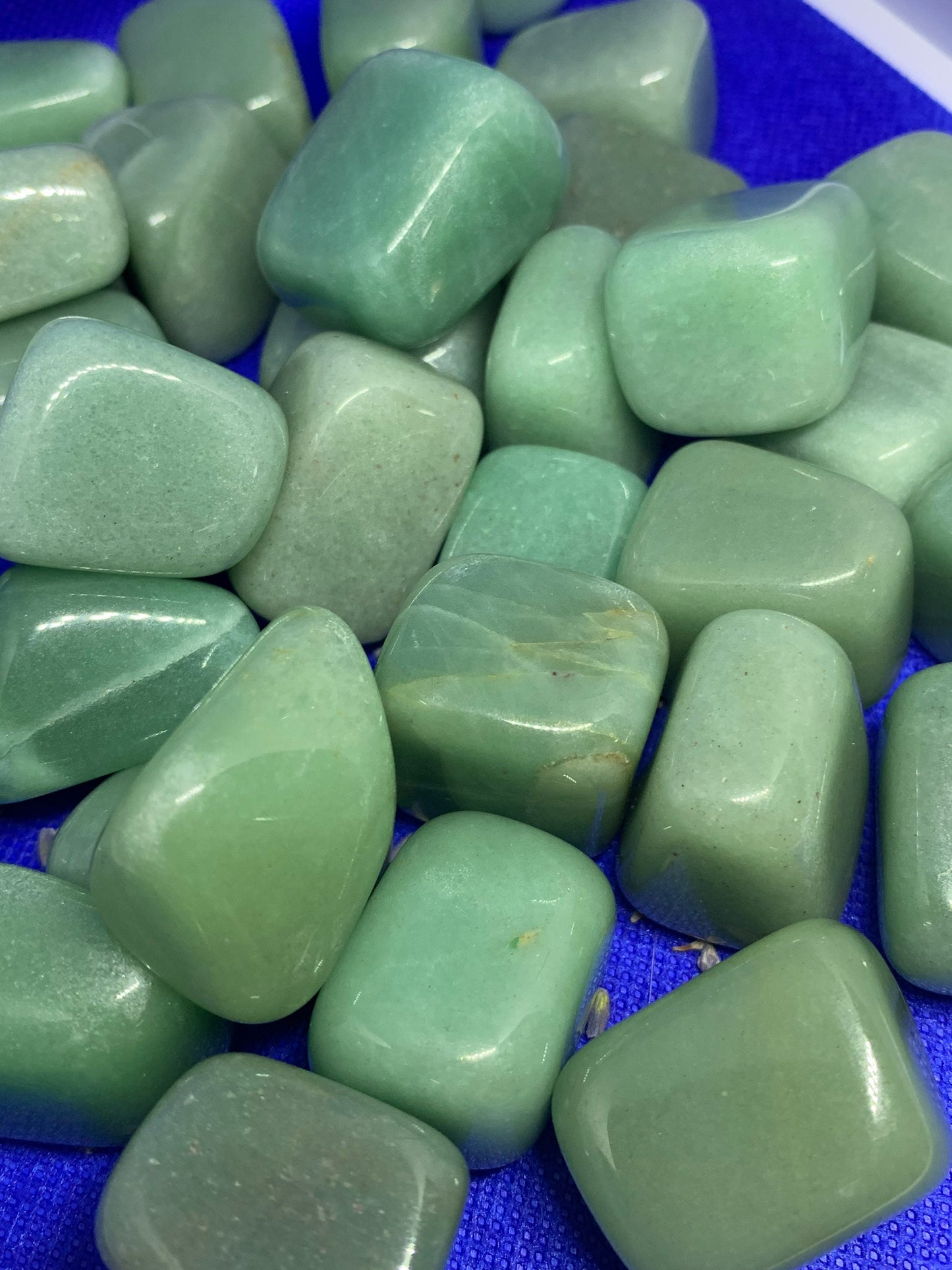 LG Green Aventurine Tumbled Stone Crystal Polished Mineral